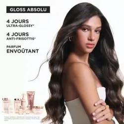 Cheveux longs brillants et disciplinés grâce à Frizz-Glaze Cream Kérastase Gloss Absolu