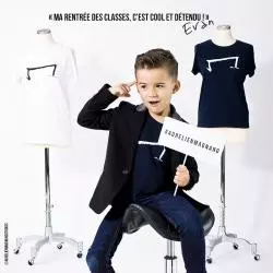 evan petit garçon de 5 ans nous présente le mini M tee shirt noir de la marque Aurélien Magnano avec classe